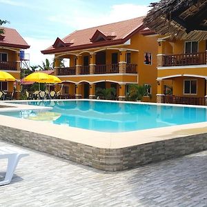 Slam'S Garden Dive Resort